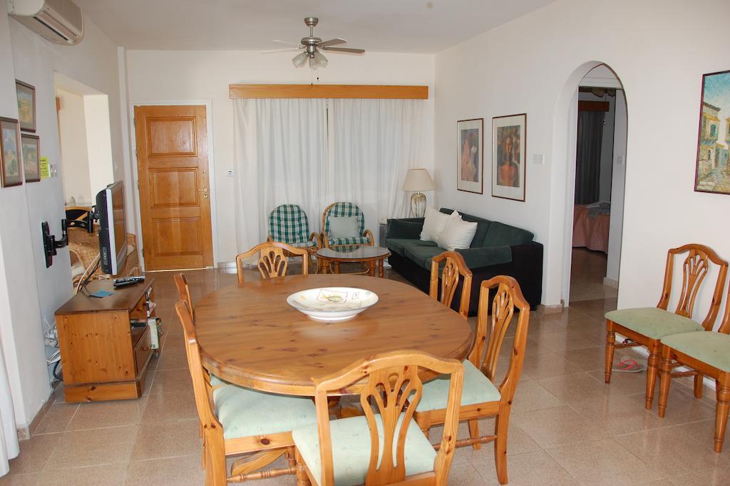 Villa Chrysanthia Polis Quarto foto